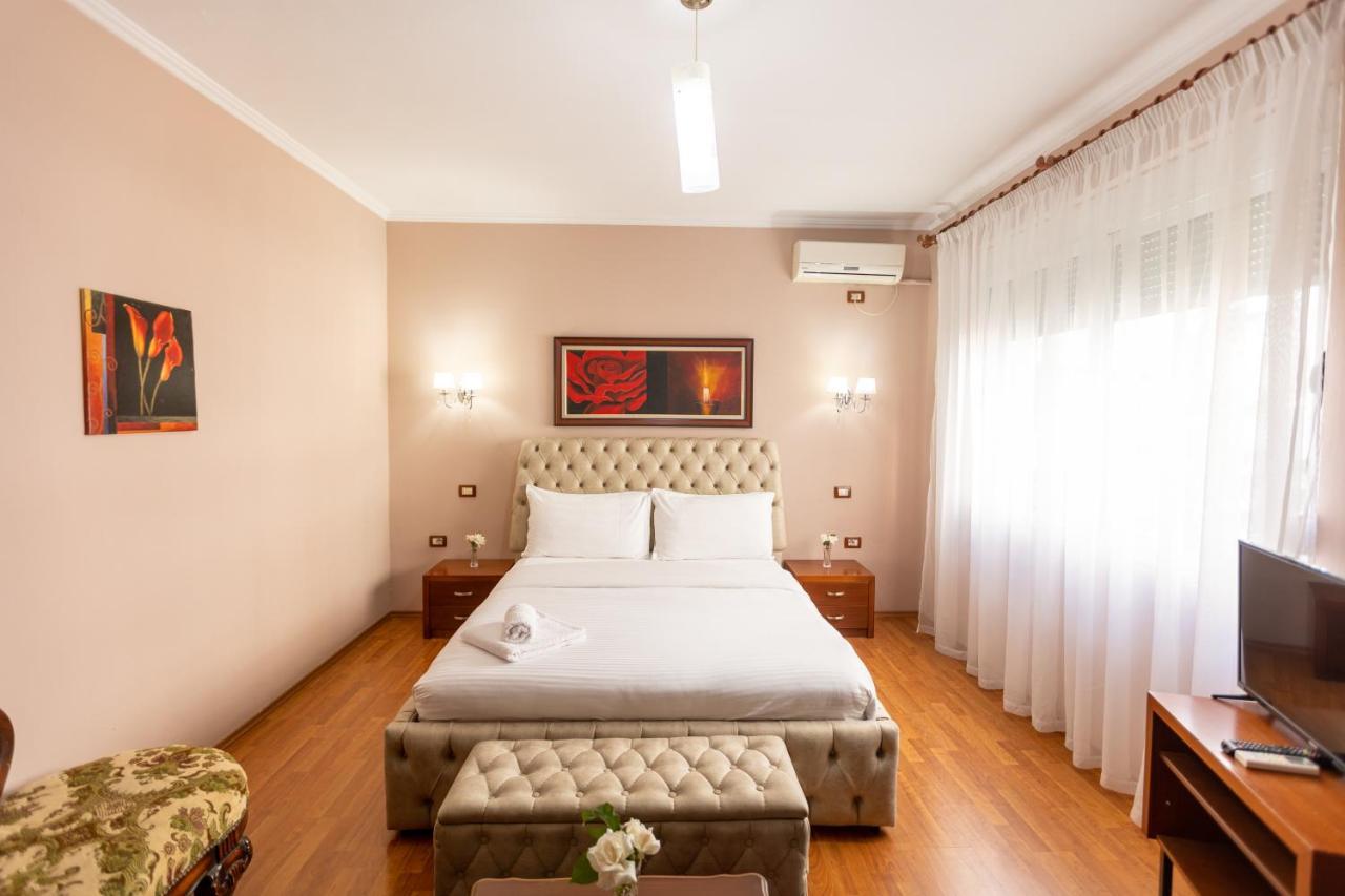 Prince Hotel Mezez Esterno foto